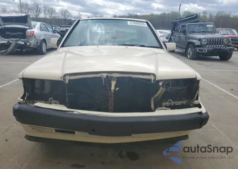 1993 Mercedes-Benz 190 E 2.6 z USA, uszkodzony, nr VIN WDBDA29D1PG074415